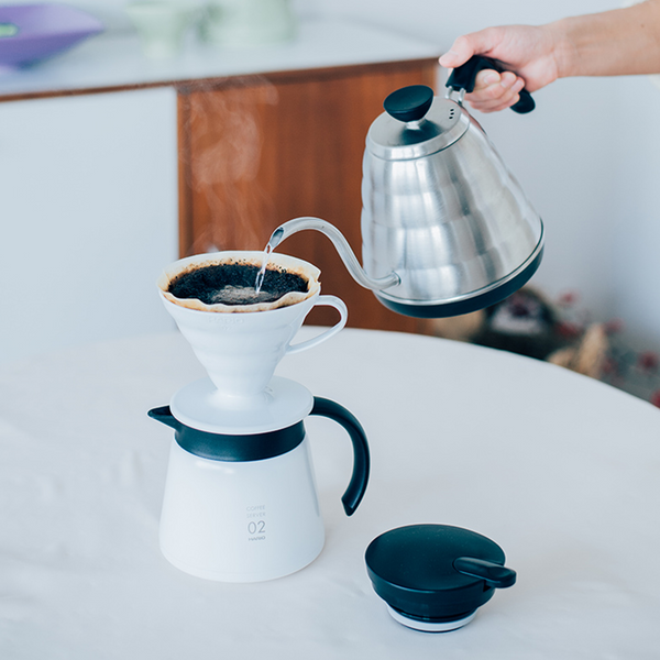 V60 Plastic 02 Dripper, White